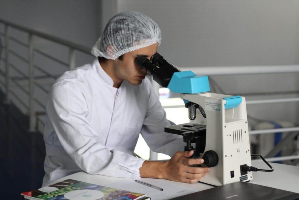 معرفی رشته شیمی (Chemistry)